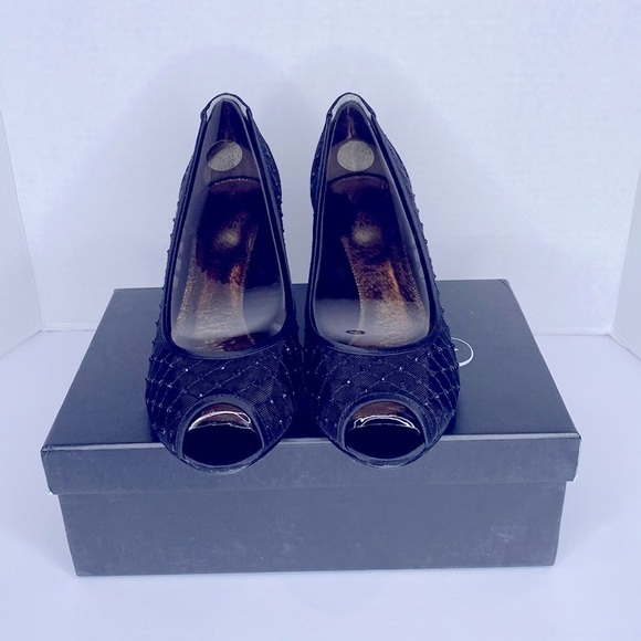 Adrianna Papell Jamie Mesh Women's Peep toe Shoe Size 7.5M - Picture 1 of 6